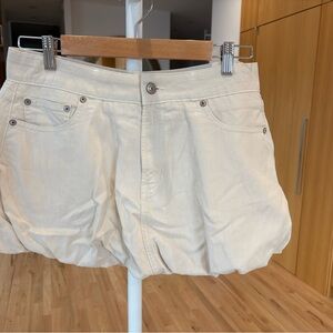 American Eagle Outfitters Cream Skort size 4